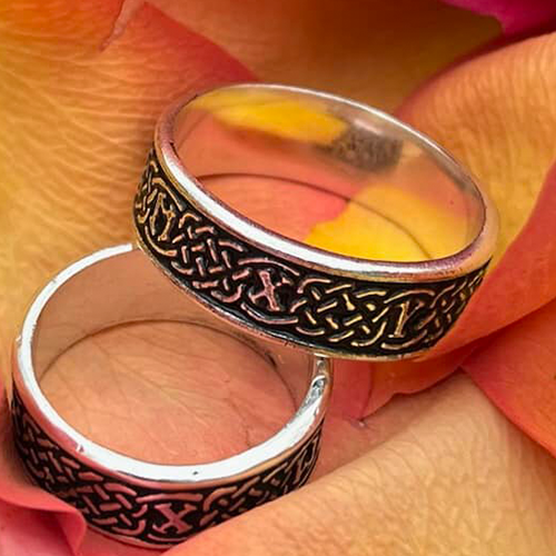 Puzzle Rings by Pepi